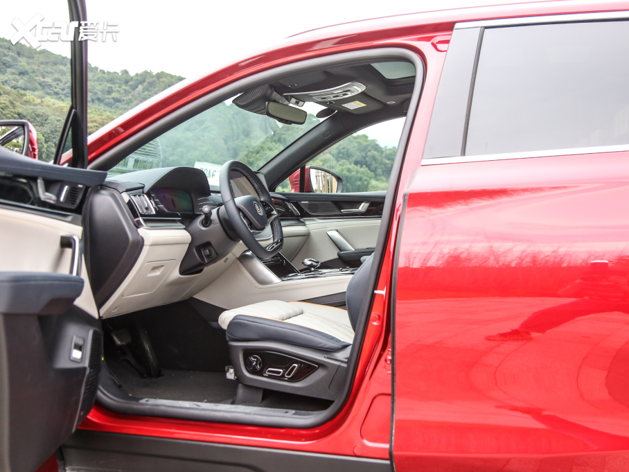 2022Դ DM-p 215KM Ş