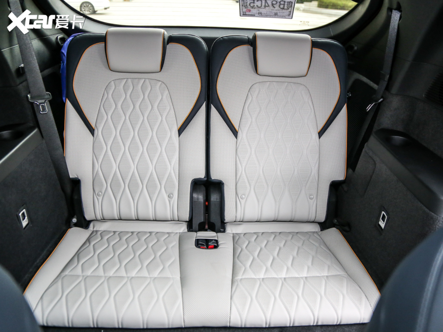 2022Դ DM-p 215KM Ş