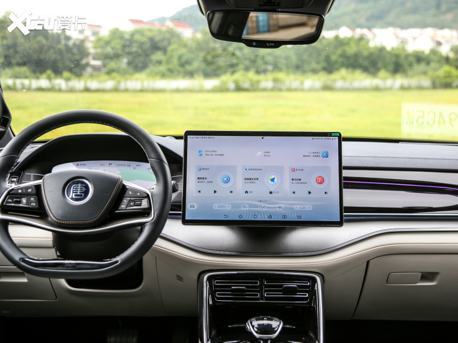 2022Դ DM-p 215KM Ş