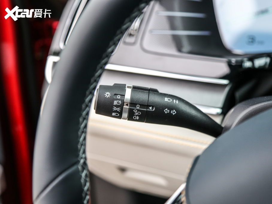 2022Դ DM-p 215KM Ş