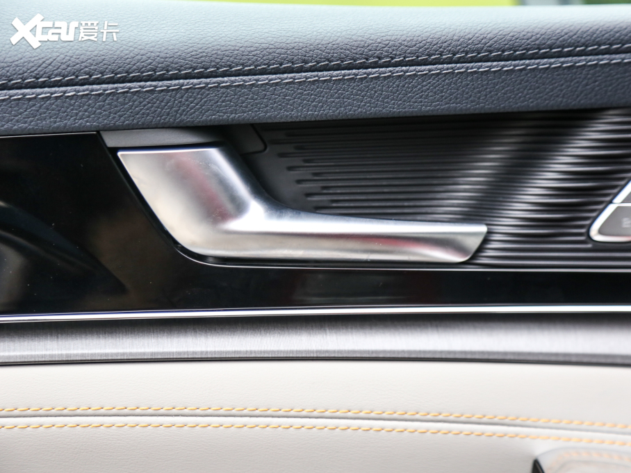 2022Դ DM-p 215KM Ş