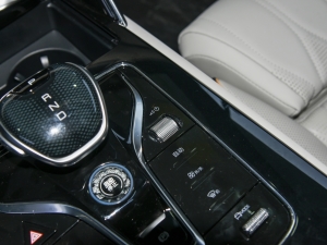 2022DM-p 215KM Ş п؅^