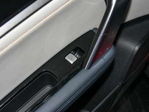 2022DM-p 215KM Ş п؅^