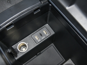 2022DM-p 215KM Ş п؅^