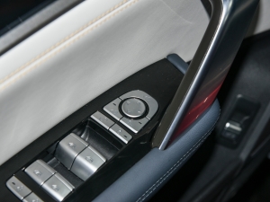 2022DM-p 215KM Ş п؅^