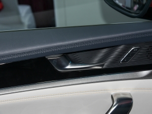 2022DM-p 215KM Ş п؅^