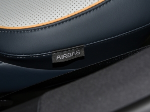 2022DM-p 215KM Ş п؅^