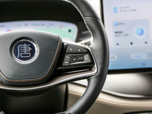 2022DM-p 215KM Ş п؅^