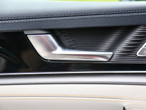 2022DM-p 215KM Ş п؅^