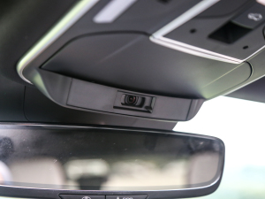 2022DM-p 215KM Ş п؅^