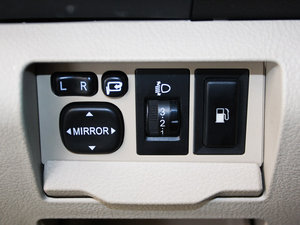 2011款2.4L 自动尊享版 空间座椅