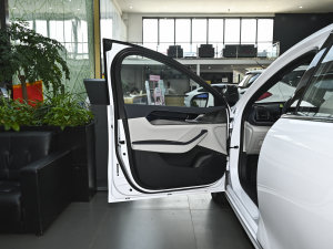 2023܊ DM-i 55KMI(lng) {λ܇T