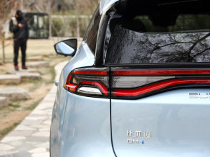 2023DM-i ܊ 112KM  ^