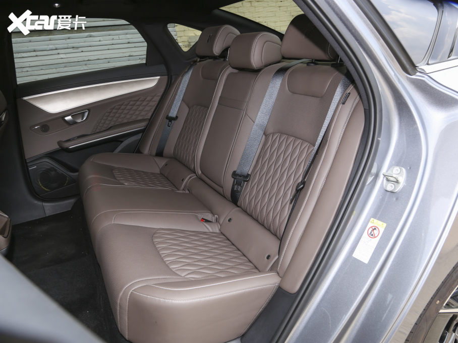 2023��hEV EV ��܊�� 715KM ǰ�(q��)��s��