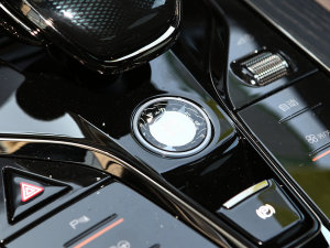 2023EV ܊ 715KM ǰŞ п؅^