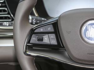 2023EV ܊ 715KM ǰ(q)s п؅^(q)