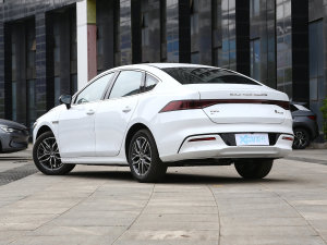 2023款冠军版 510KM卓越型 左后45度