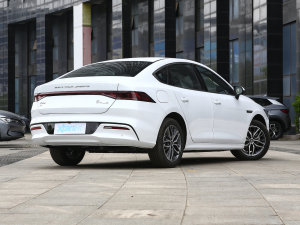 2023款冠军版 510KM卓越型 右后45度