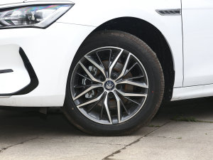 2023款冠军版 510KM卓越型 轮圈
