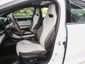 2023款冠军版 510KM卓越型 主驾驶座椅