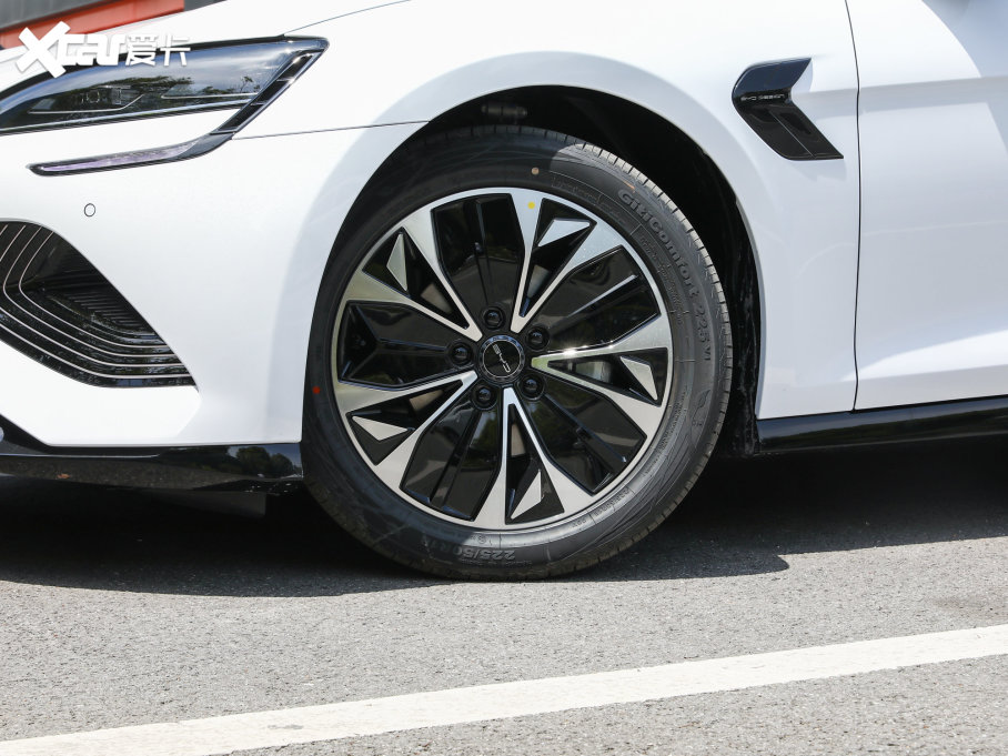 2023��� ��܊�� 550km ��Ӣ��