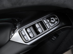 2023܊ 700km F {܇ƅ^	