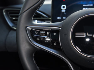 2023܊ 700km F п؅^