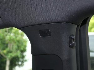 2023款冠军版 550km 精英型 中控区