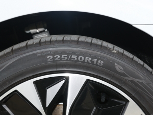 2023܊ 550km F ݆̥ߴ