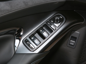 2023܊ 550km F {܇ƅ^	