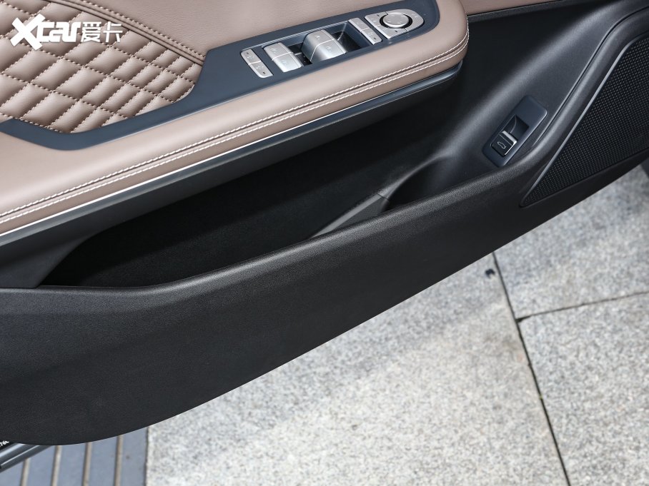 2023h DM-i ܊ 200KM Ş