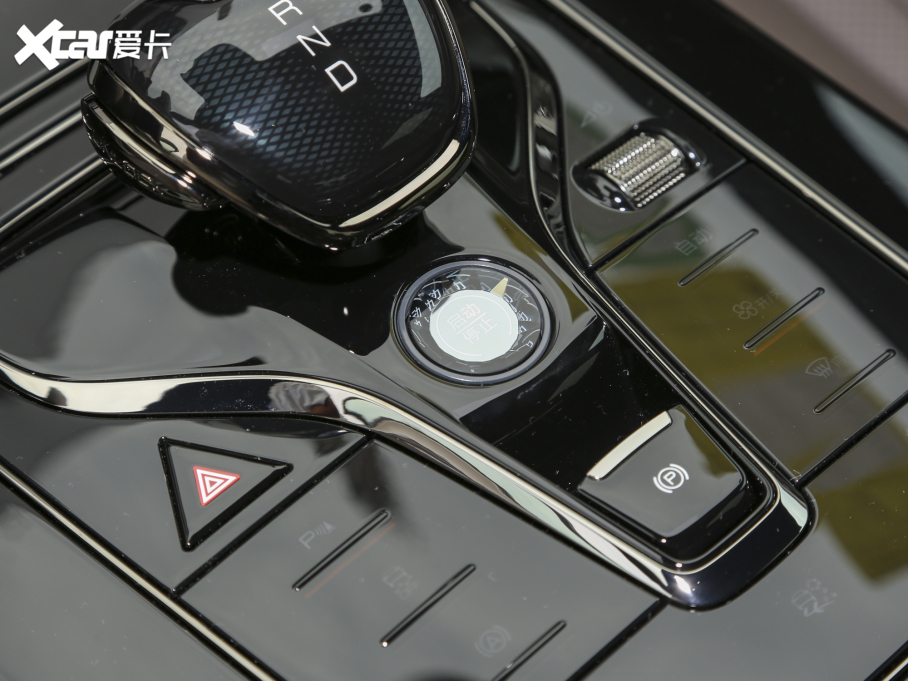 2023h DM-i ܊ 121KM F