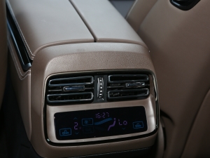 2023DM-i ܊ 200KM  п؅^