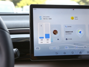 2023款冠军版 DM-i 71KM超越型 音响调节