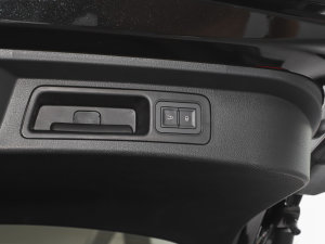2023款冠军版 EV 605KM 旗舰PLUS 空间座椅