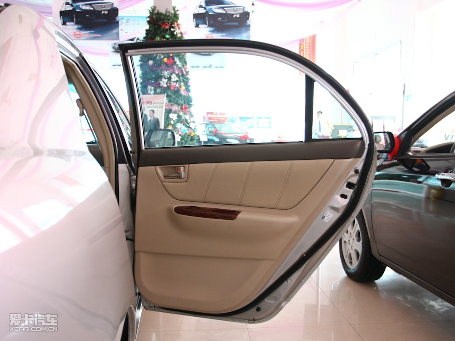 2009ȁF3 GLX-i NAVI ܰ(4G15S)