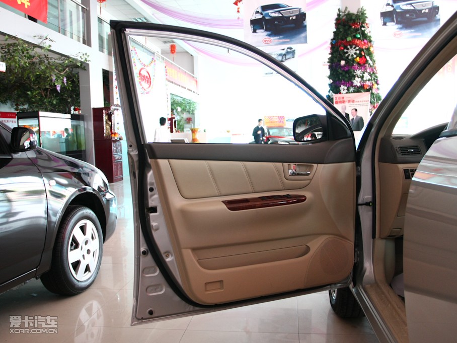 2009ȁF3 GLX-i NAVI ܰ(4G15S)