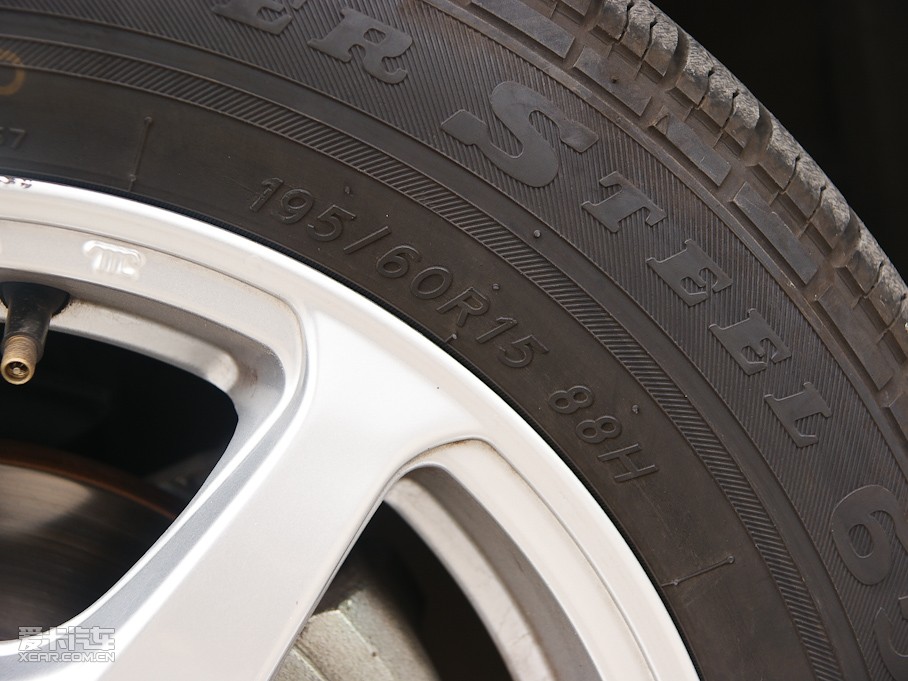 2009ȁF3 GLX-i A(4G15S)