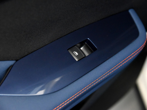 2024sҫ 305km ɰ ܇ƅ^