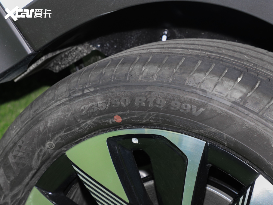 2025PLUSԴ DM-i 112KM F