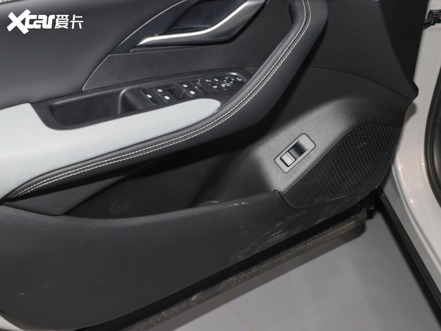 2025{05 DM-i DM-i 115KMŞ