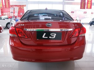 2010款1.8L 自动旗舰型 正后	