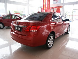 2010款1.8L 自动旗舰型 左后45度
