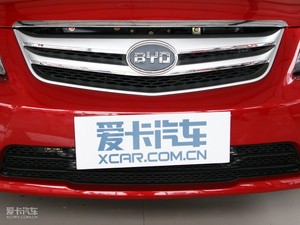 2010款1.8L 自动旗舰型 中网