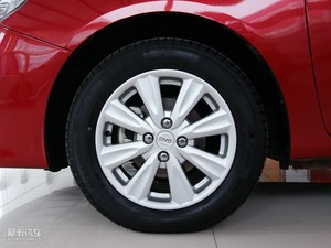 2010款1.8L 自动旗舰型 轮圈