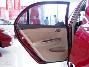 20101.8L Ԅ(dng)Ş g