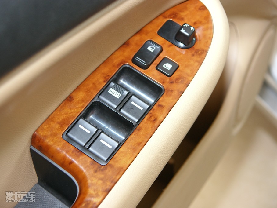 2010ȁF6 2.0L ք(dng)F