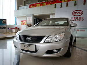 2010款2.0L 手动尊贵型 整体外观
