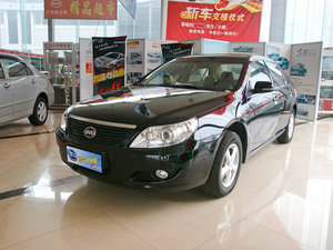 2010款2.0L 手动尊贵型 整体外观