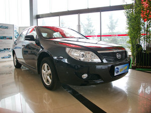2010款2.0L 手动尊贵型 整体外观